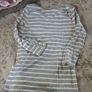 Carole Little Gray and White Fitted Ribbed Long Sleeve Blouse